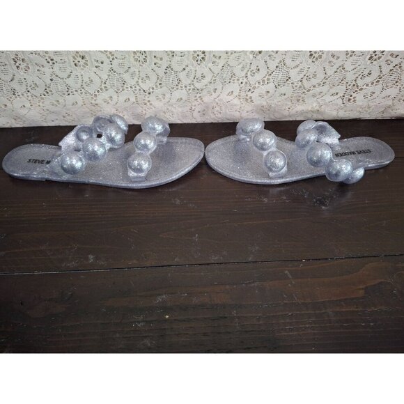 NWOB Steve Madden Zaza Silver Metallic Bubble Strap Slide Sandals/Size 6 - Picture 4 of 8